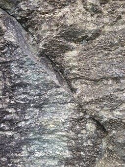 ���ڼ��ø����ճ�������С��ʶ